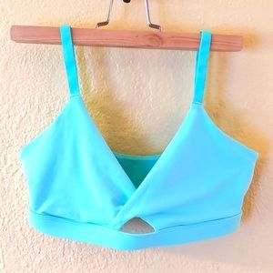 Fabletics Sports Bra SM seafoam green